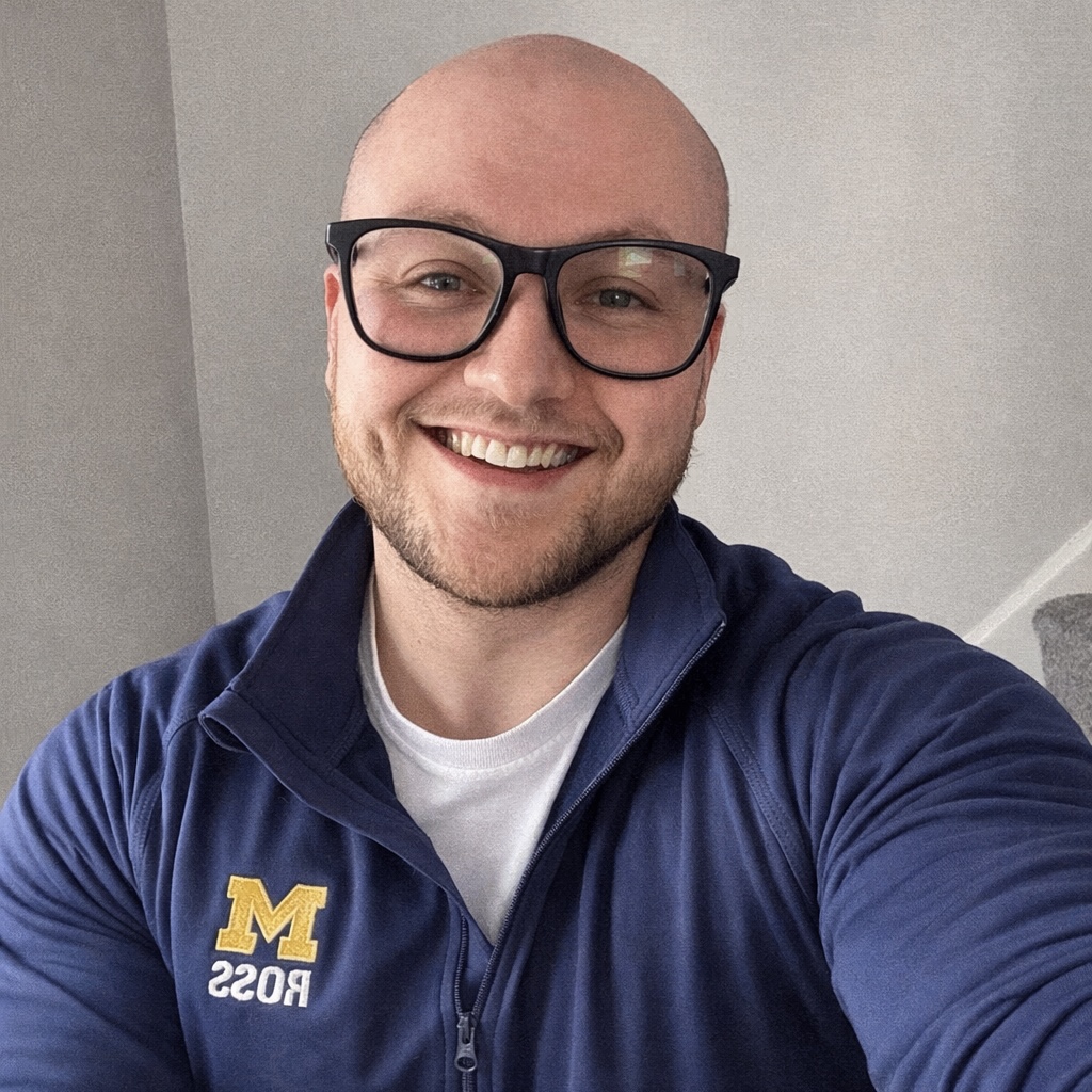 Travis Sellers portrait